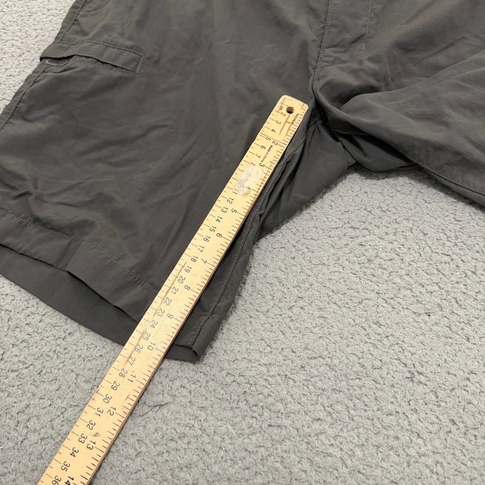 The North Face Shorts Mens 36 Gray Nylon Hiking Cargo Regular Fit Outdoor Trail